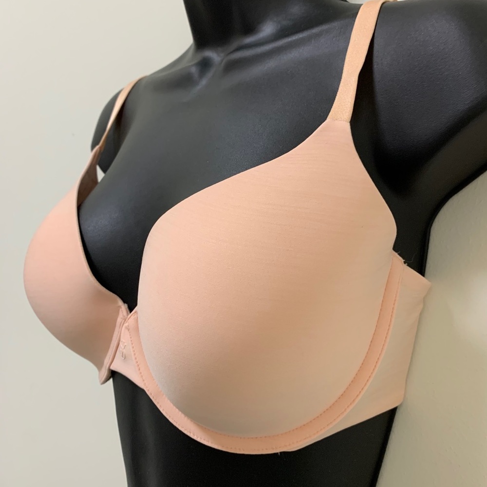 Victoria Secret Bra 34DD Peach